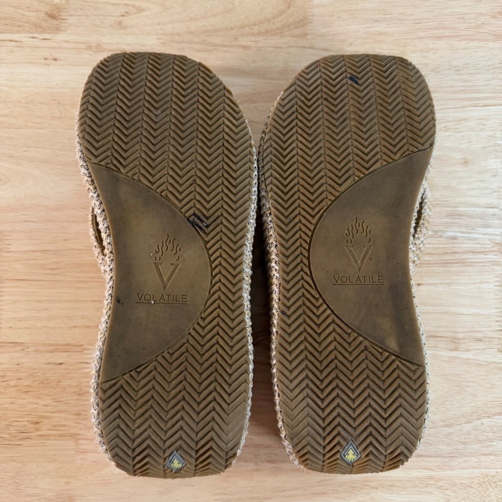 Volatile Island Wedge Thong Sandals Women's Beige Woven Platform Y2K 90s - 9 - Picture 8 of 10